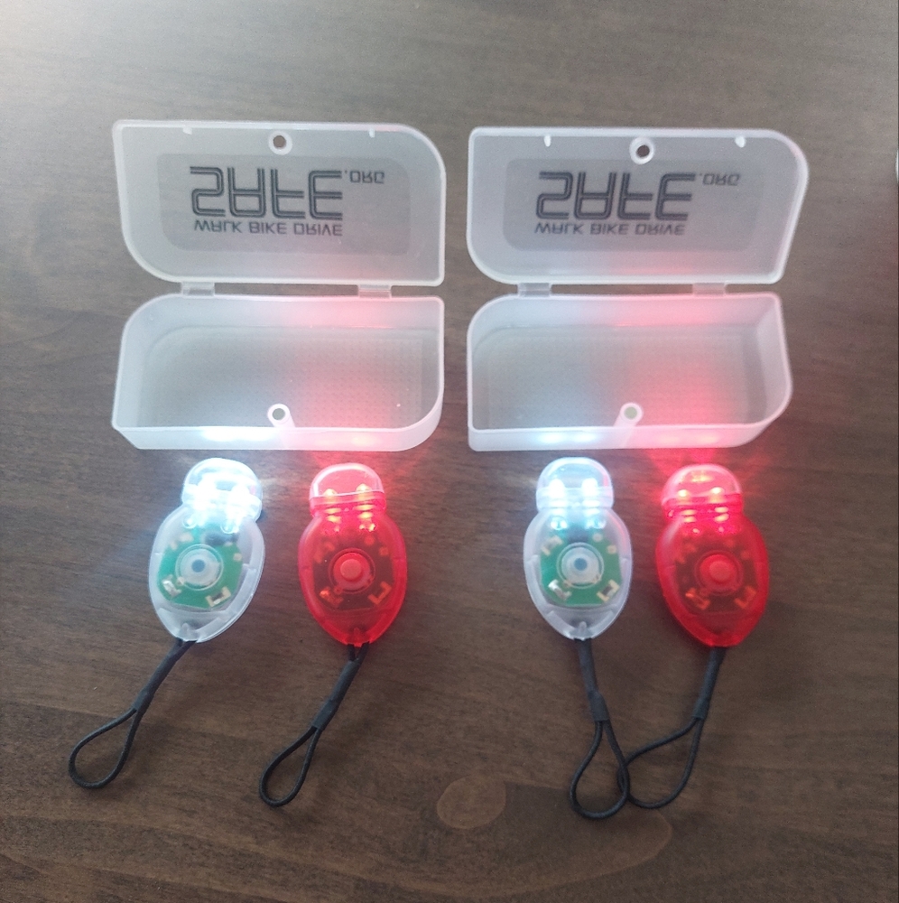 2 sets of LED Bike Lights - Red and White with case